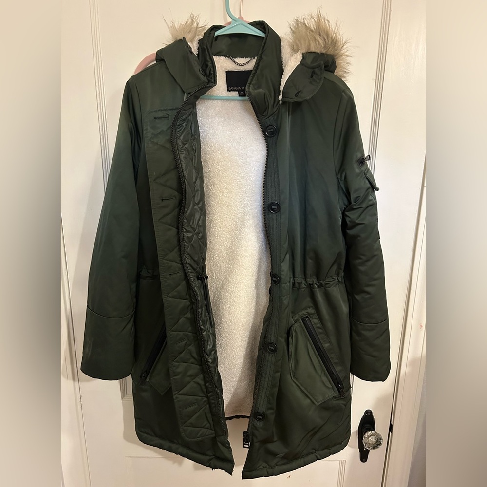 Banana Republic coat. Gently used on vacations.